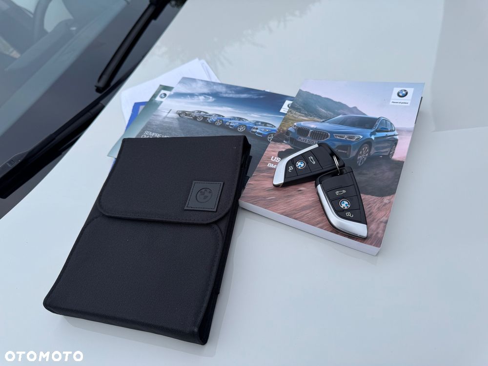 BMW X1 sDrive18d xLine - 34