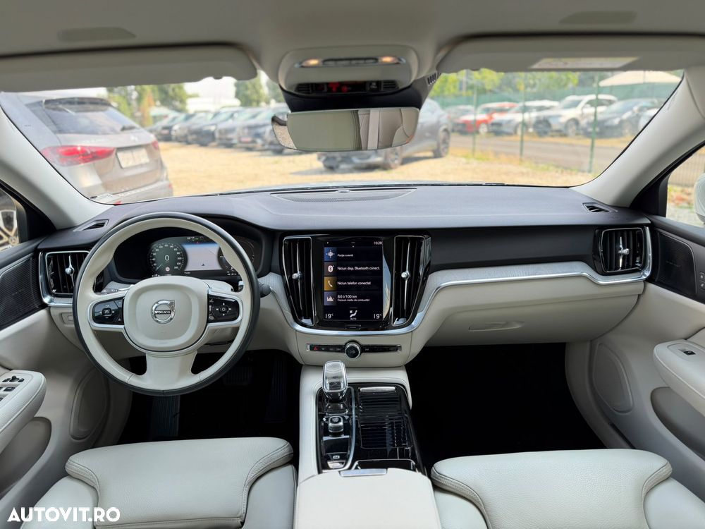 Volvo S60 T8 Recharge AWD Geartronic Inscription - 10