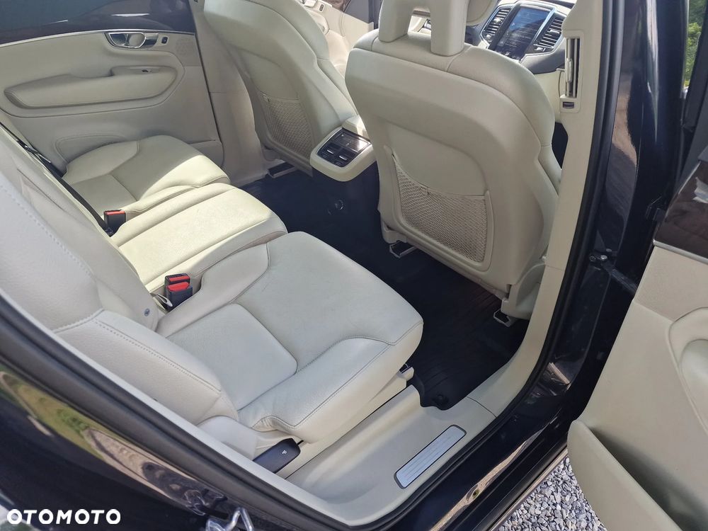 Volvo XC 90 - 14