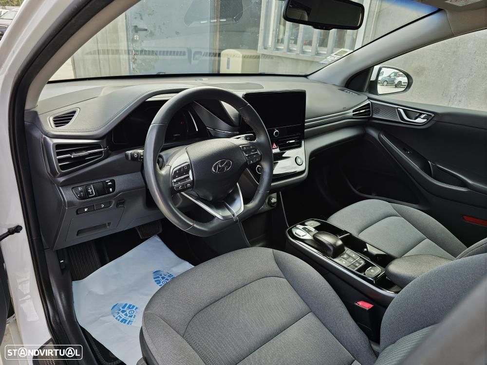 Hyundai Ioniq 38kWh - 7