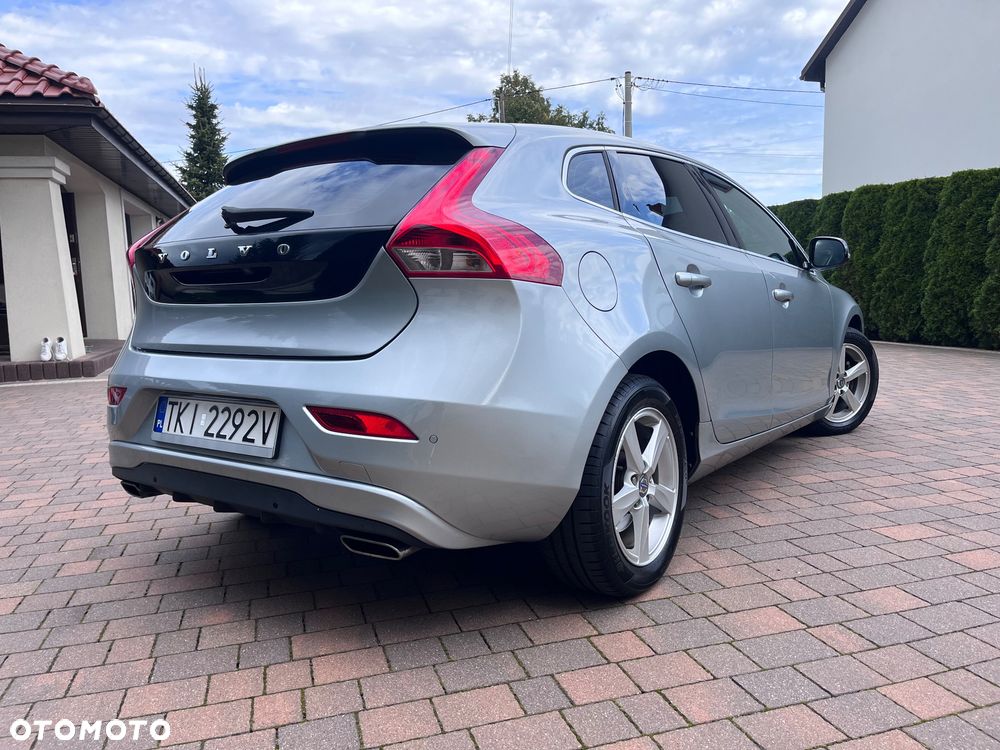 Volvo V40 D2 You - 32