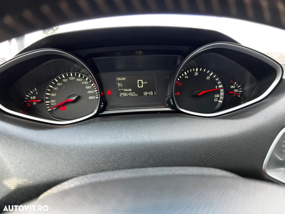 Peugeot 308 1.6 HDI FAP Acces - 27