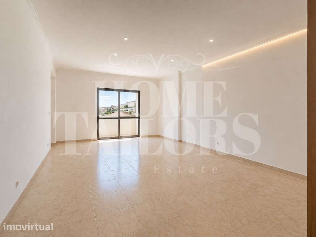 T3 com Excelentes Áreas no Estoril | Luminosidade, Qualidade de Con... - Grande imagem: 2/30