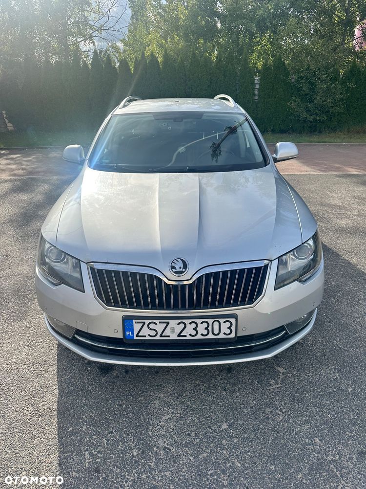 Skoda Superb 2.0 TDI Comfort DSG - 1