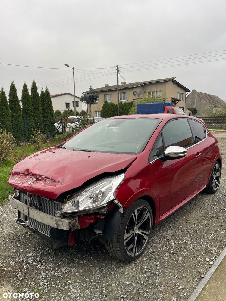 Peugeot 208 THP STOP & START GTi - 11