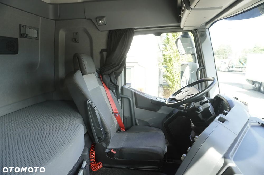 Renault VP K520 6x4 Medium / Tajfun LIV 120 K crane / 120 tho. km! / 2024_257996 - 28