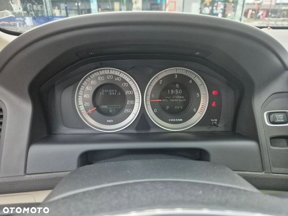 Volvo XC 60 D4 AWD Geartronic Summum - 10