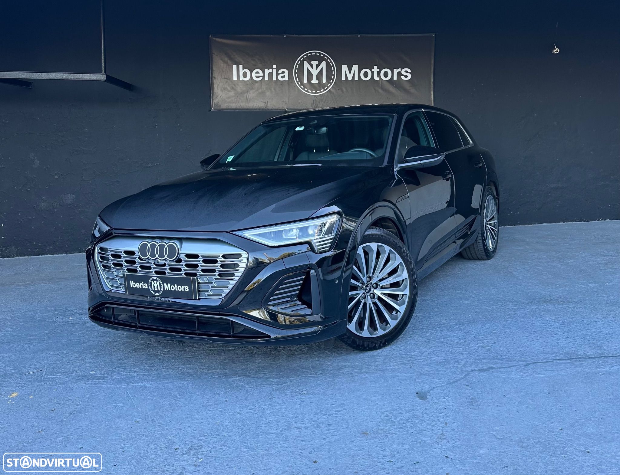 Audi Q8 e-Tron 50 quattro S line - 1