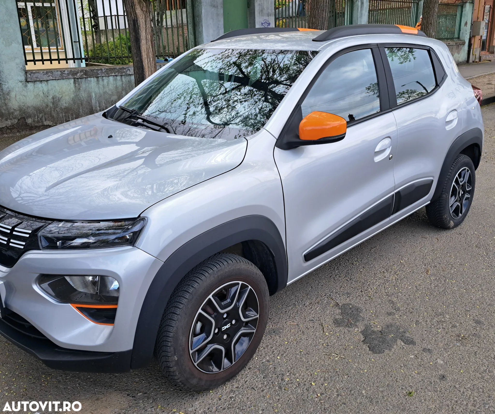 Dacia Spring Expression - 2