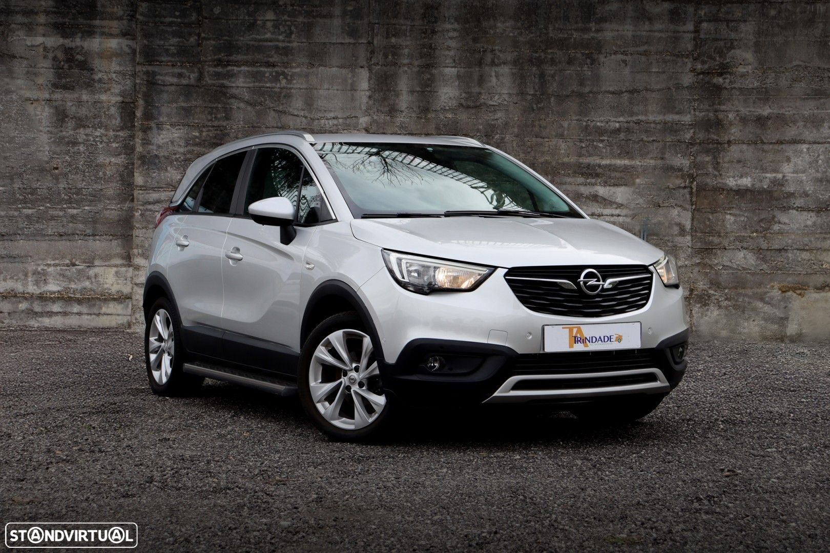 Opel Crossland X 1.2 T Innovation J17 - 1