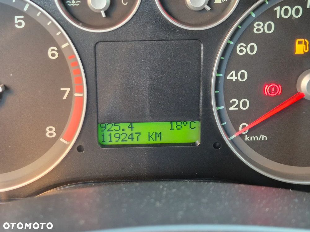 Ford Focus 1.6 16V Ghia - 21