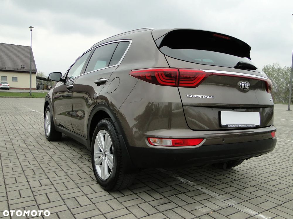 Kia Sportage 2,0 CRDI AWD Platinum - 35