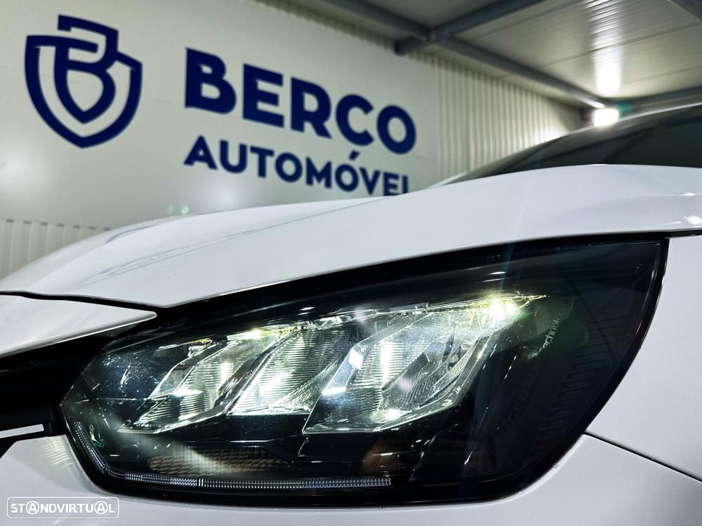 Peugeot 208 1.2 Hybrid Allure e-DCS6 - 14