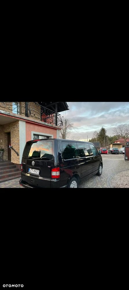Volkswagen Multivan - 7