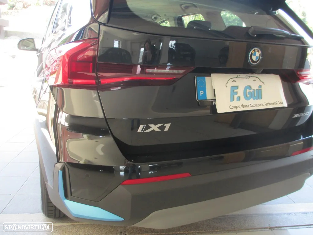 BMW iX1 xDrive30 - 21