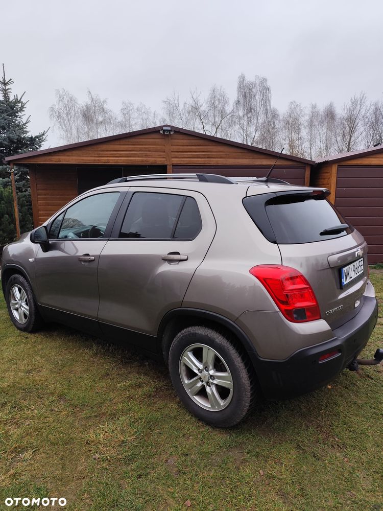 Chevrolet Trax 1.6 LS - 24