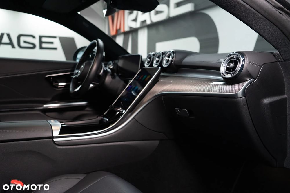 Mercedes-Benz CLE 300 mHEV 4-Matic AMG Line - 35