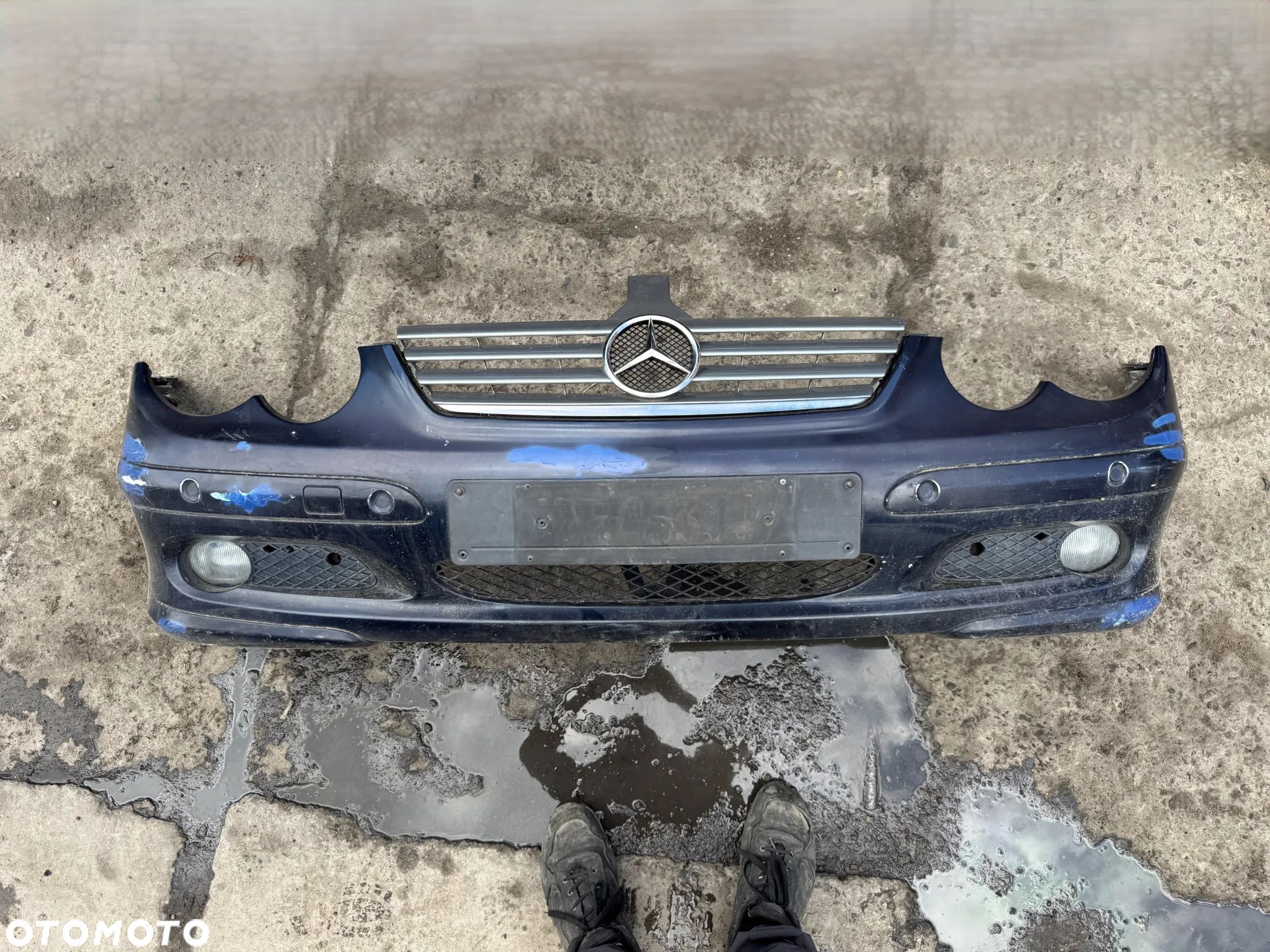 Zderzak Mercedes C-Klasa W203 coupe przód 6xPDC OE - 1
