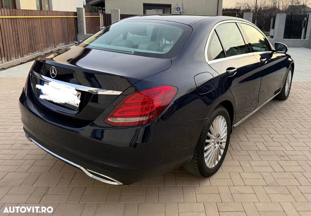 Mercedes-Benz C - 3