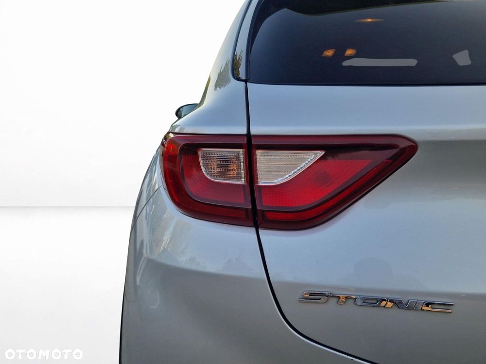 Kia Stonic - 13
