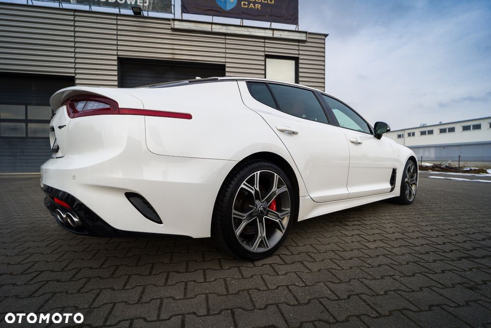 Kia Stinger 3.3 T-GDI V6 GT AWD - 8
