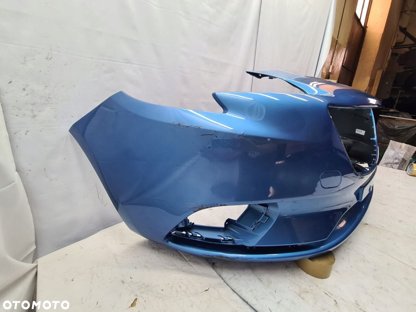 ZDERZAK PRZÓD OPEL CORSA E - 2