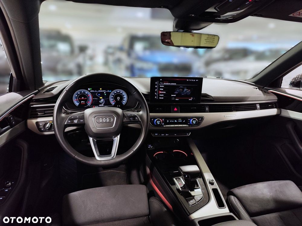 Audi A4 Limousine - 21