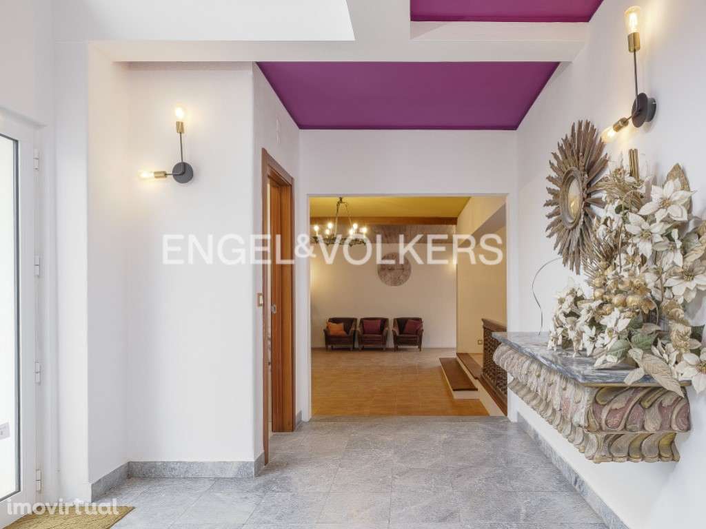 Elegância Costeira em Oeiras: Moradia de Luxo com Vista Mar - Grande imagem: 3/60