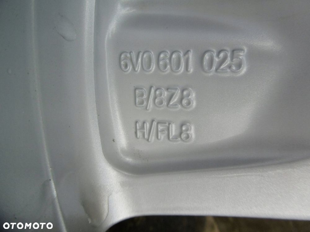 skoda fabia iii 6v0 7.0jx16h2 et46 5x100 felga - 7