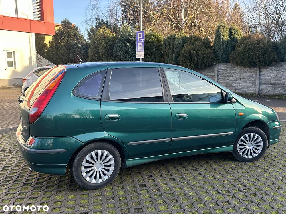 Nissan Almera Tino 1.8 - 5