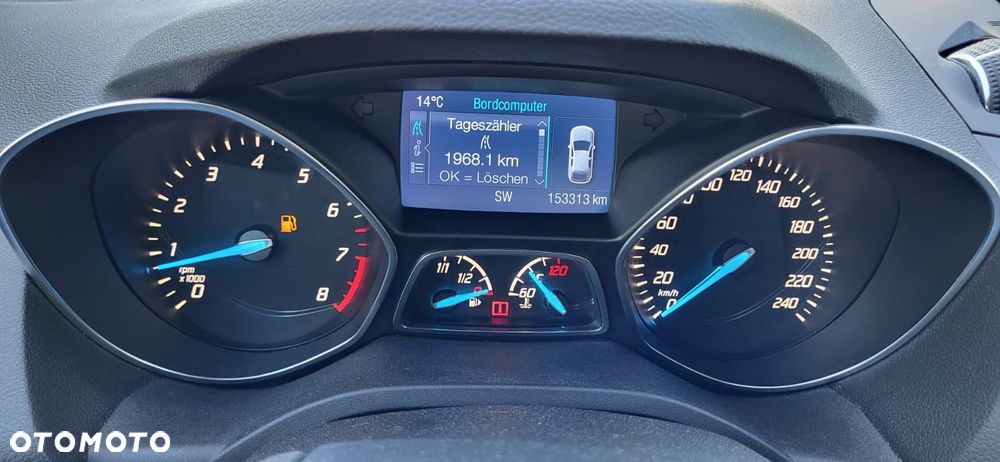 Ford Kuga 1.6 EcoBoost 2x4 Titanium - 35