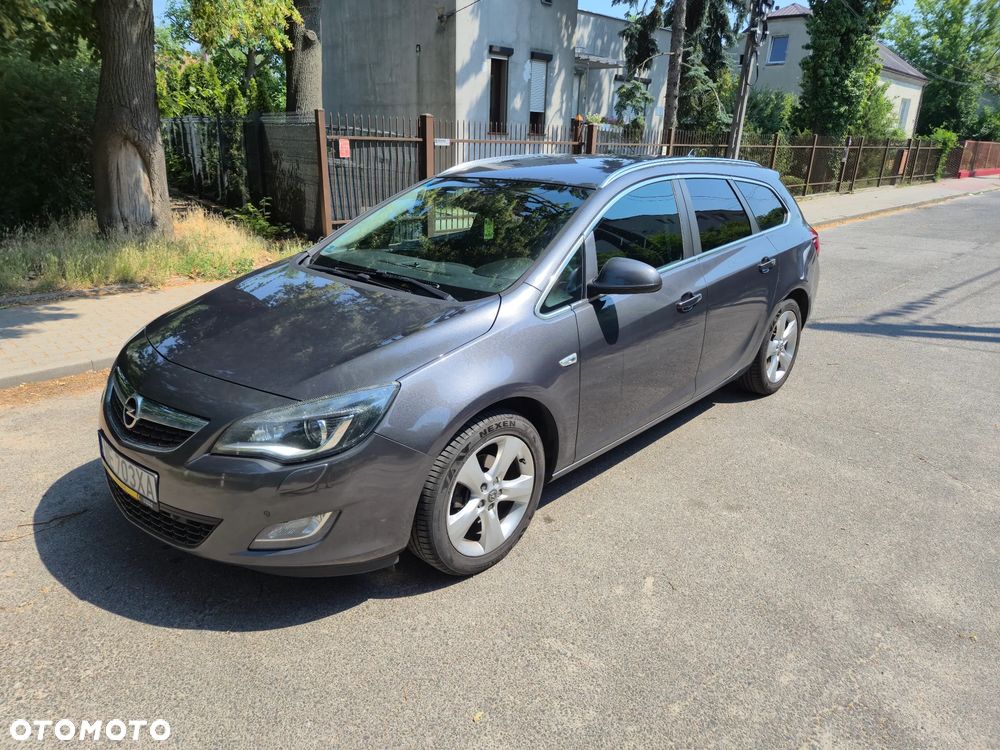 Opel Astra 1.4 T Cosmo - 2