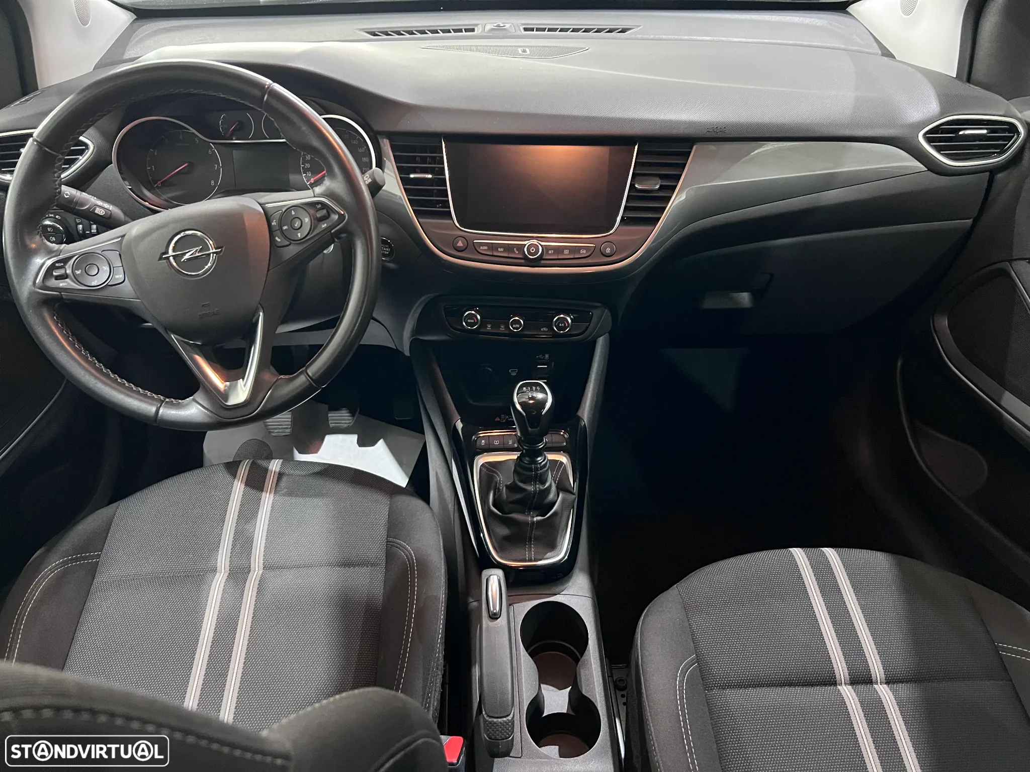 Opel Crossland 1.2 T Design & Tech - 6