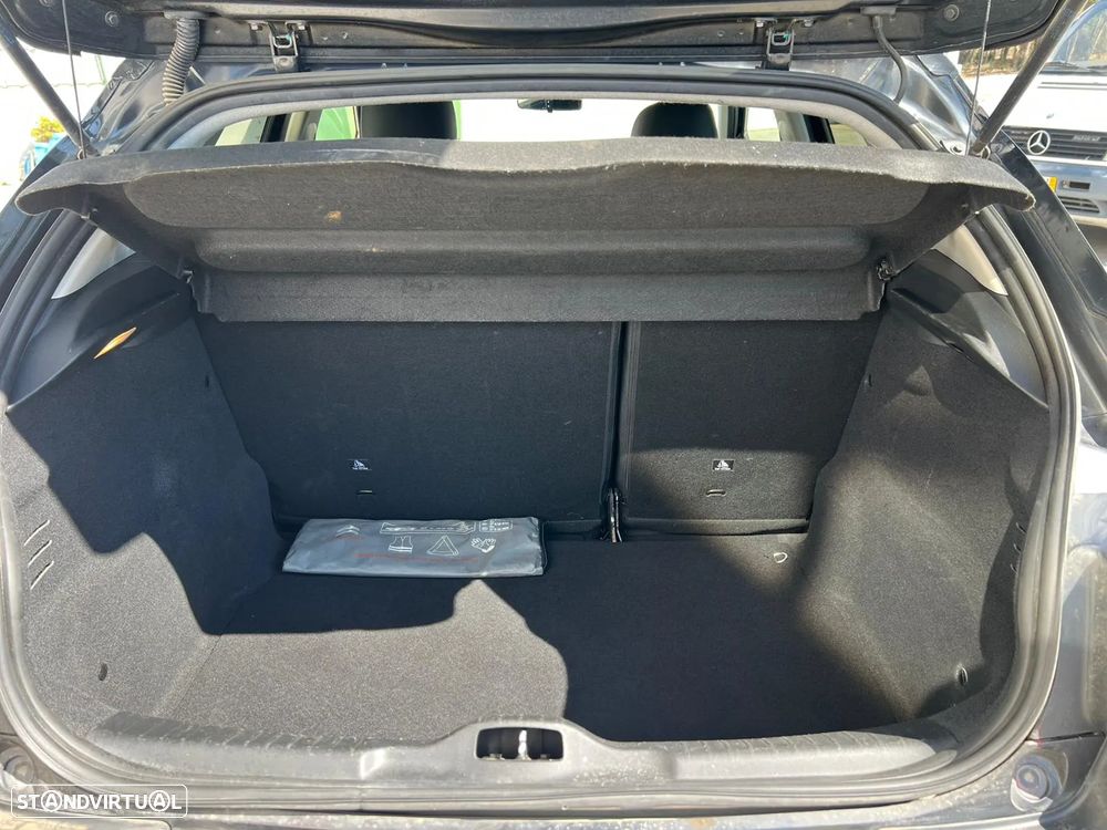 Citroën C4 Cactus 1.2 VTi Feel Ed.Hello - 16