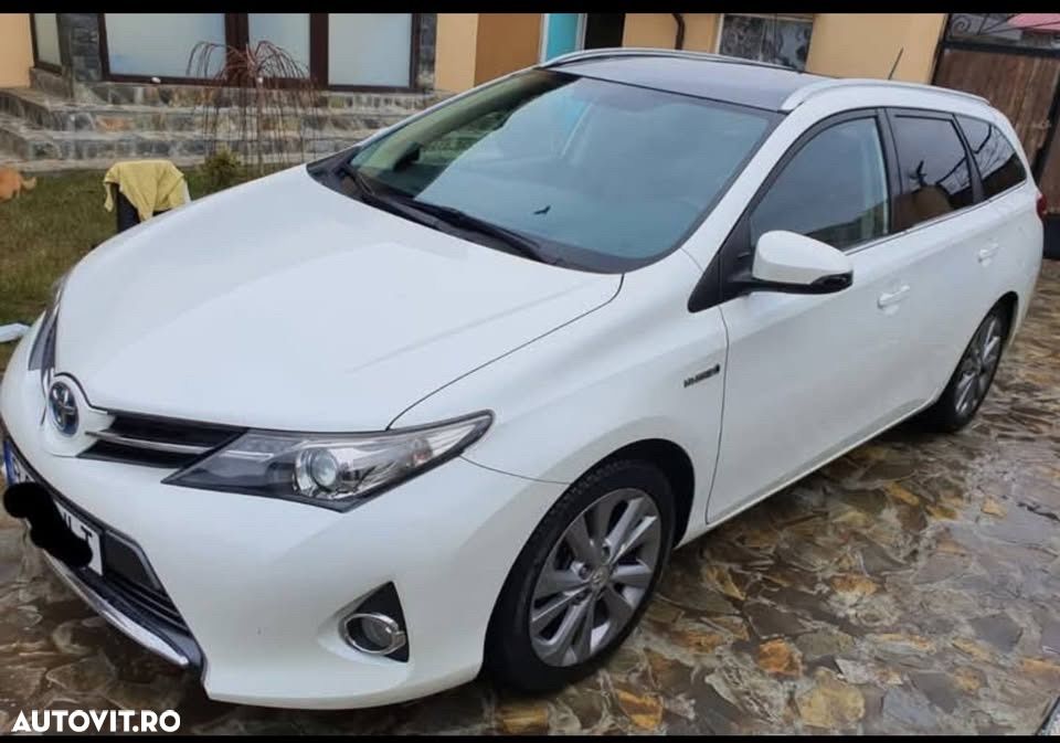Toyota Auris 1.8 L VVT-i Hybrid Luna - 2