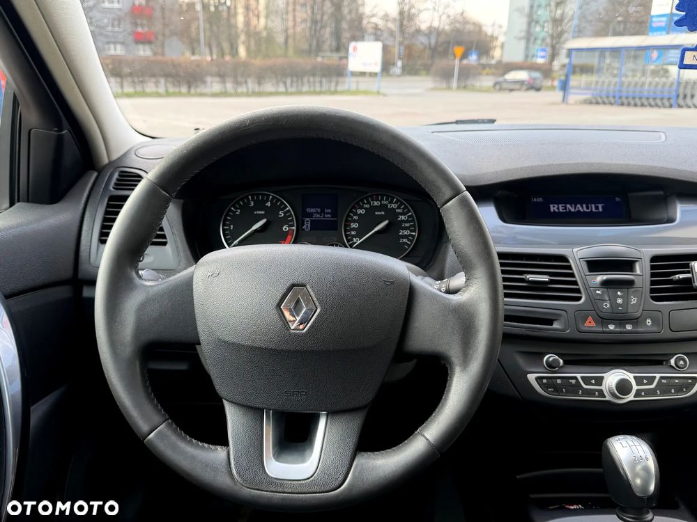 Renault Laguna 1.6 Authentique - 11