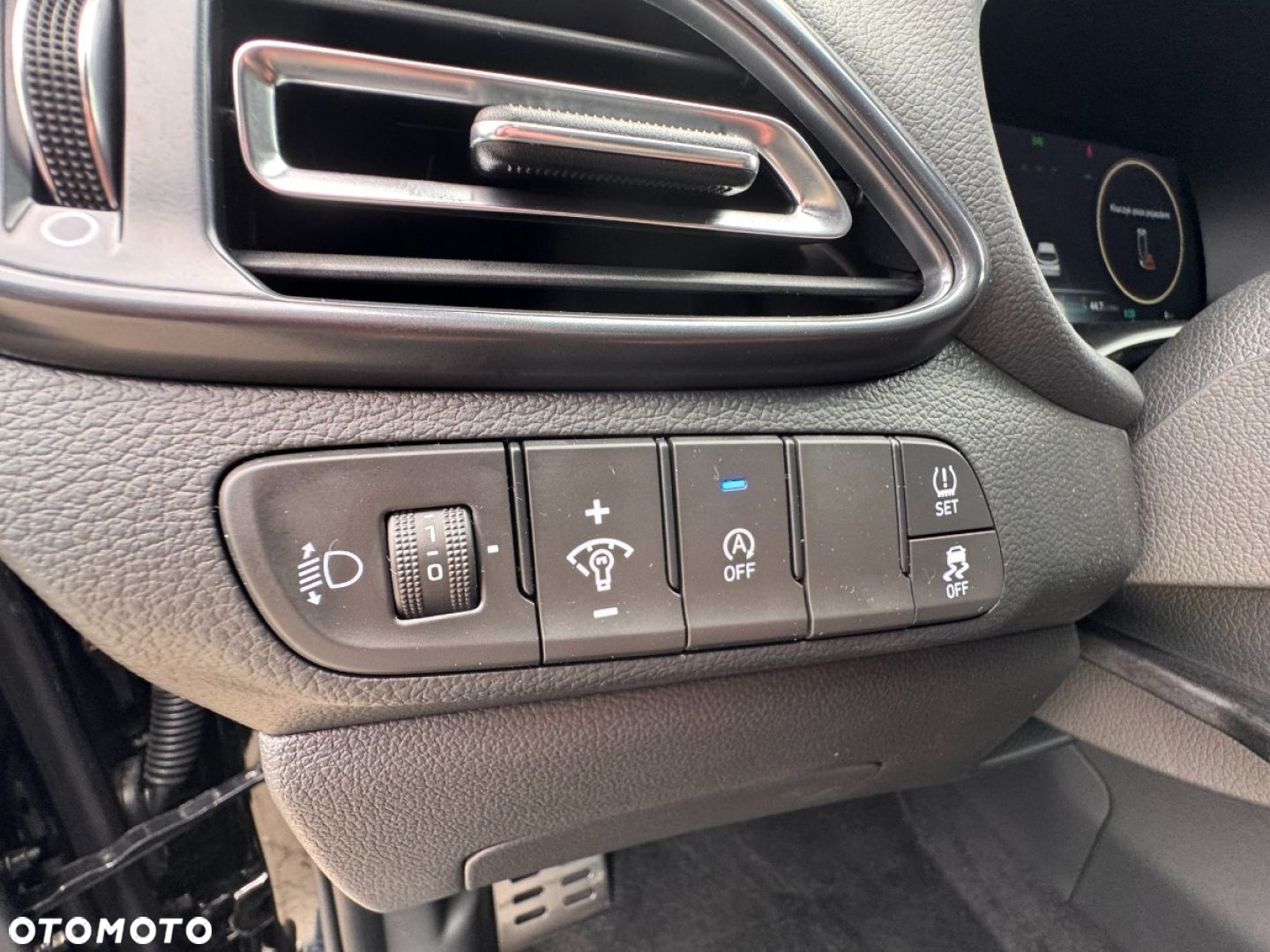 Hyundai i30 - 23