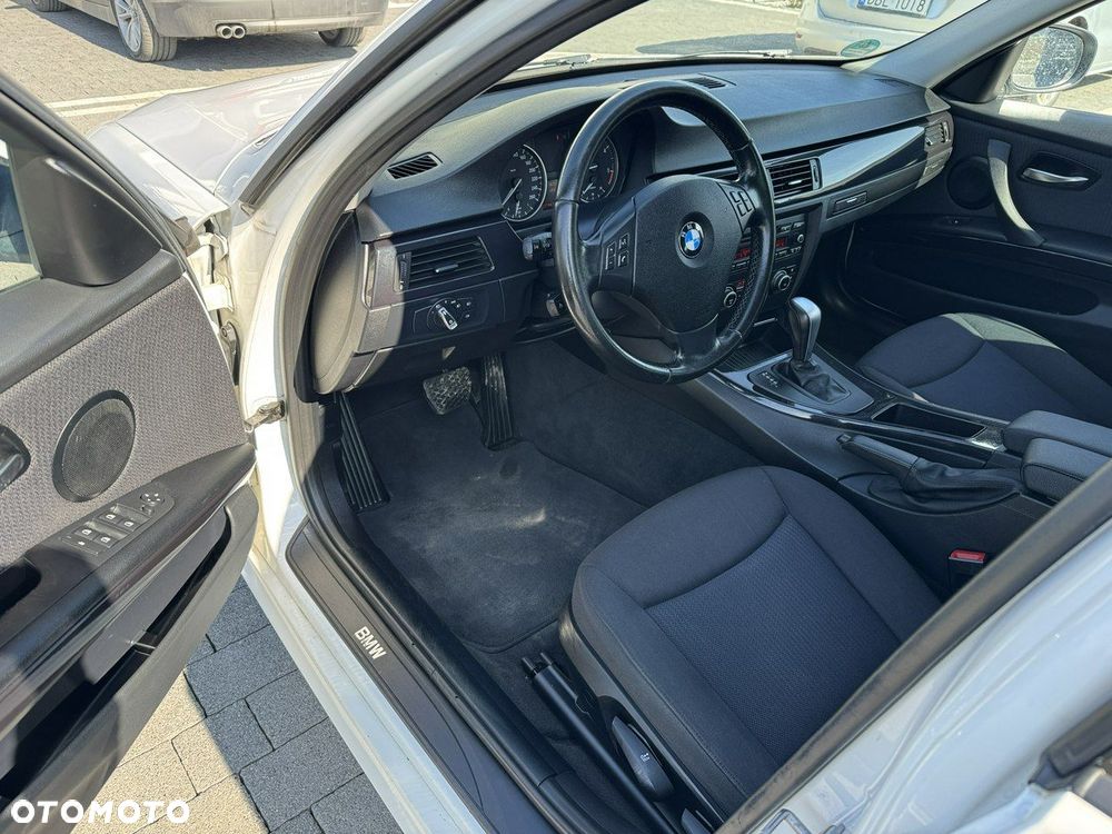 BMW Seria 3 - 15