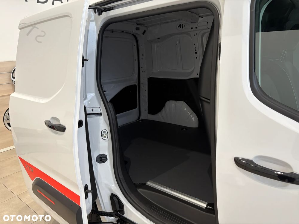 Citroën BERLINGO VAN M - 10