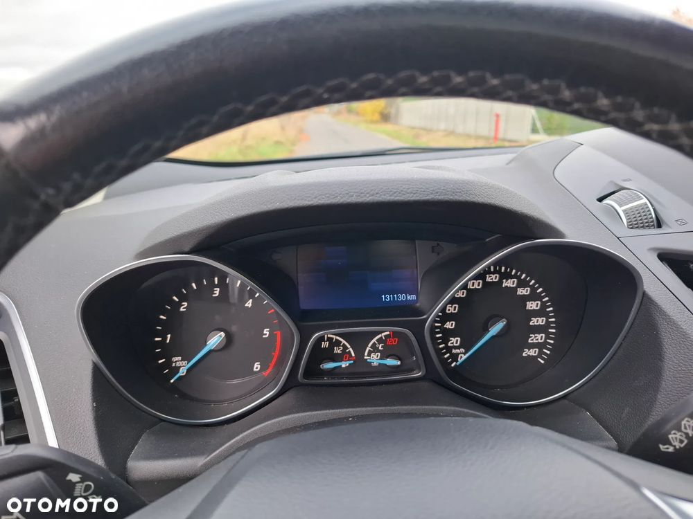 Ford Kuga - 8