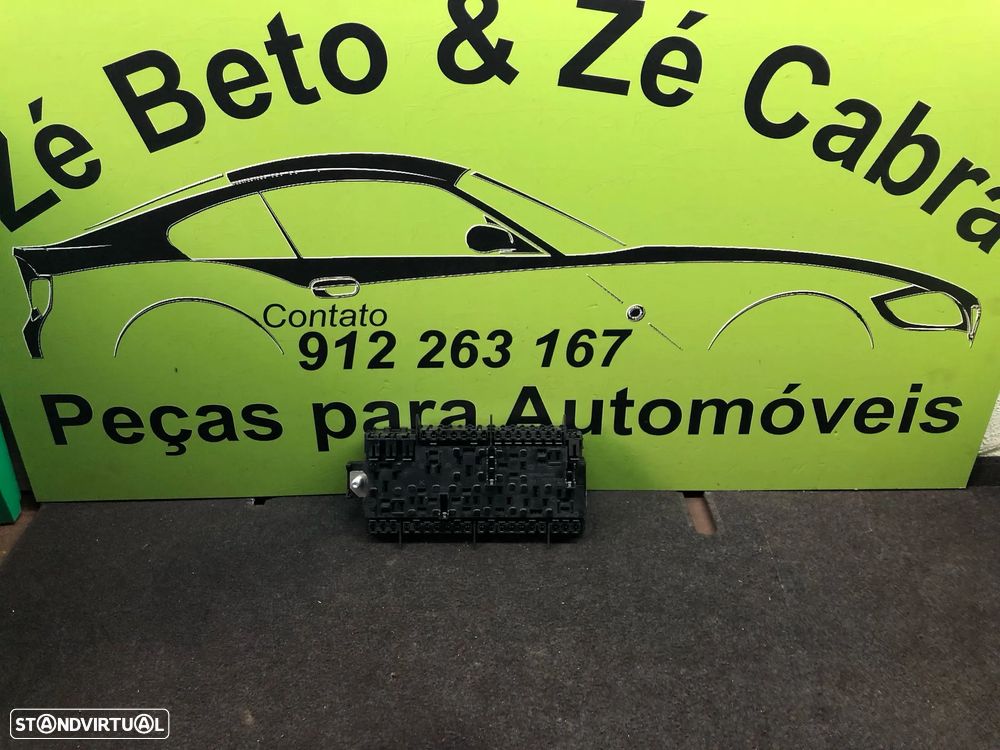 MERCEDES B W246 CAIXA FUSÍVEIS - MD066 - 2