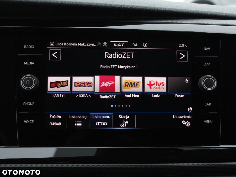 Volkswagen Caravelle - 26