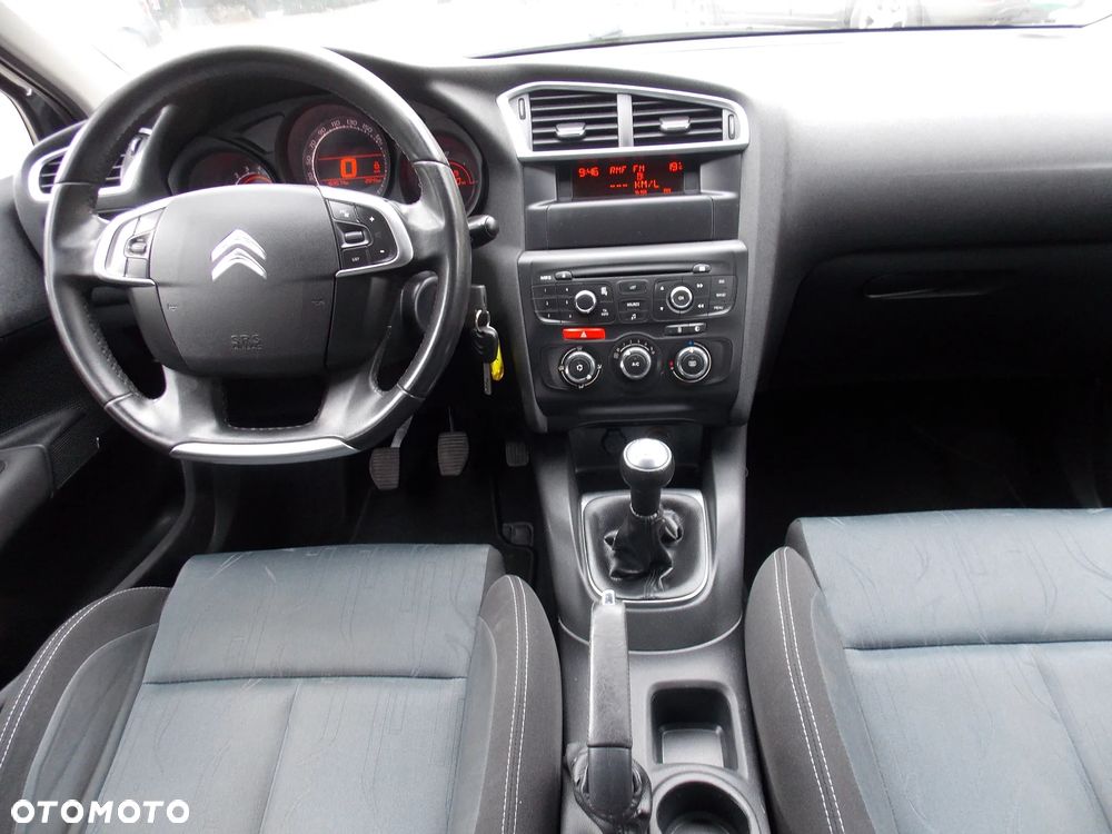 Citroën C4 1.6 VTi Attraction - 4