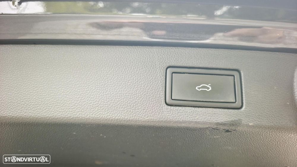 Volkswagen Arteon 1.4 TSI eHybrid Elegance — fotografia 53