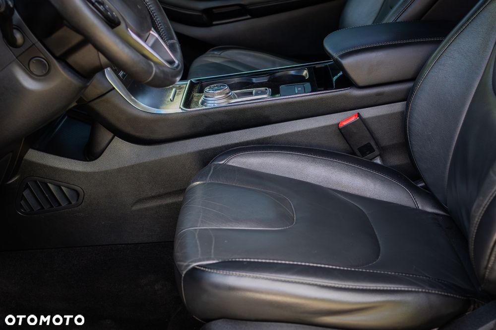 Ford Edge 2.0 EcoBlue Twin-Turbo 4WD Titanium - 19