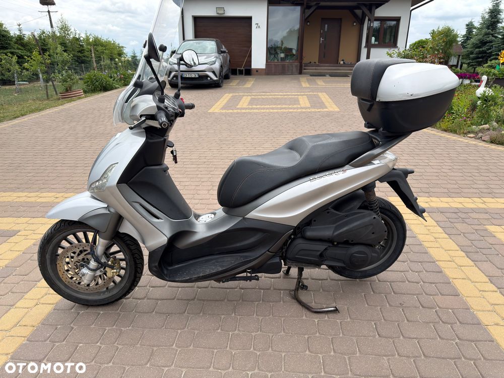 Piaggio Beverly - 4