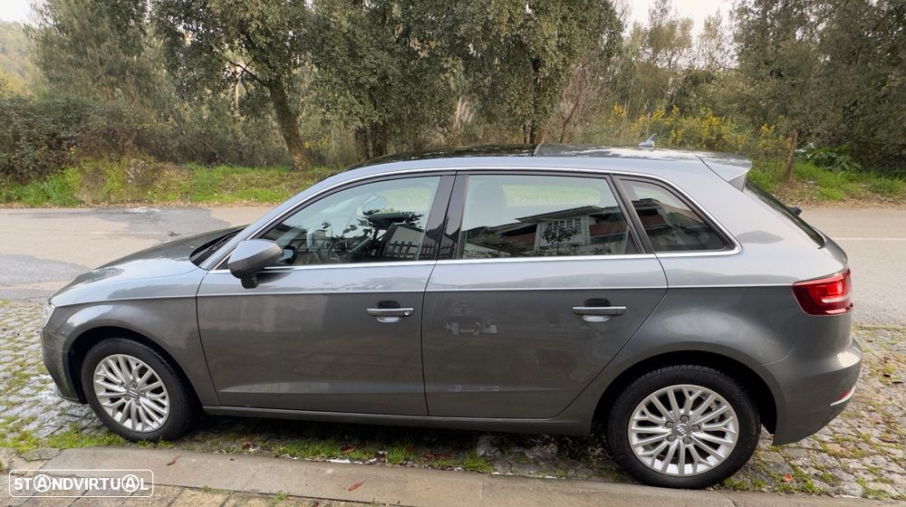 Audi A3 Sportback - 4