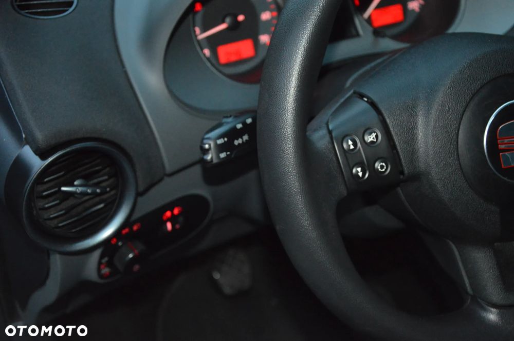 Seat Ibiza 1.4 16V Style - 10