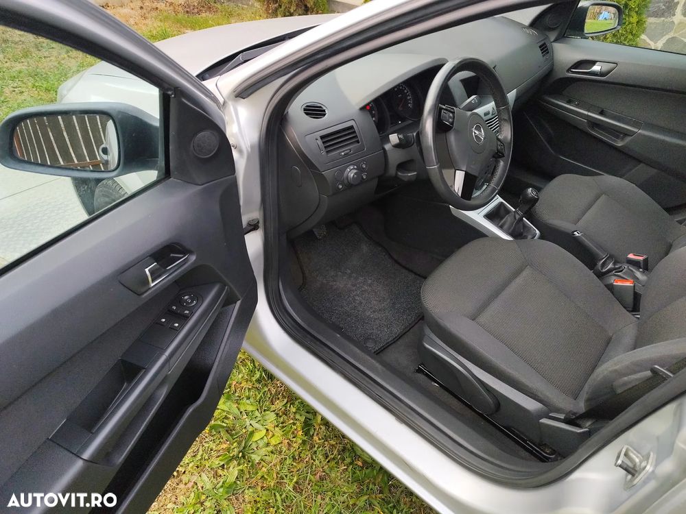 Opel Astra 1.6i Enjoy - 5