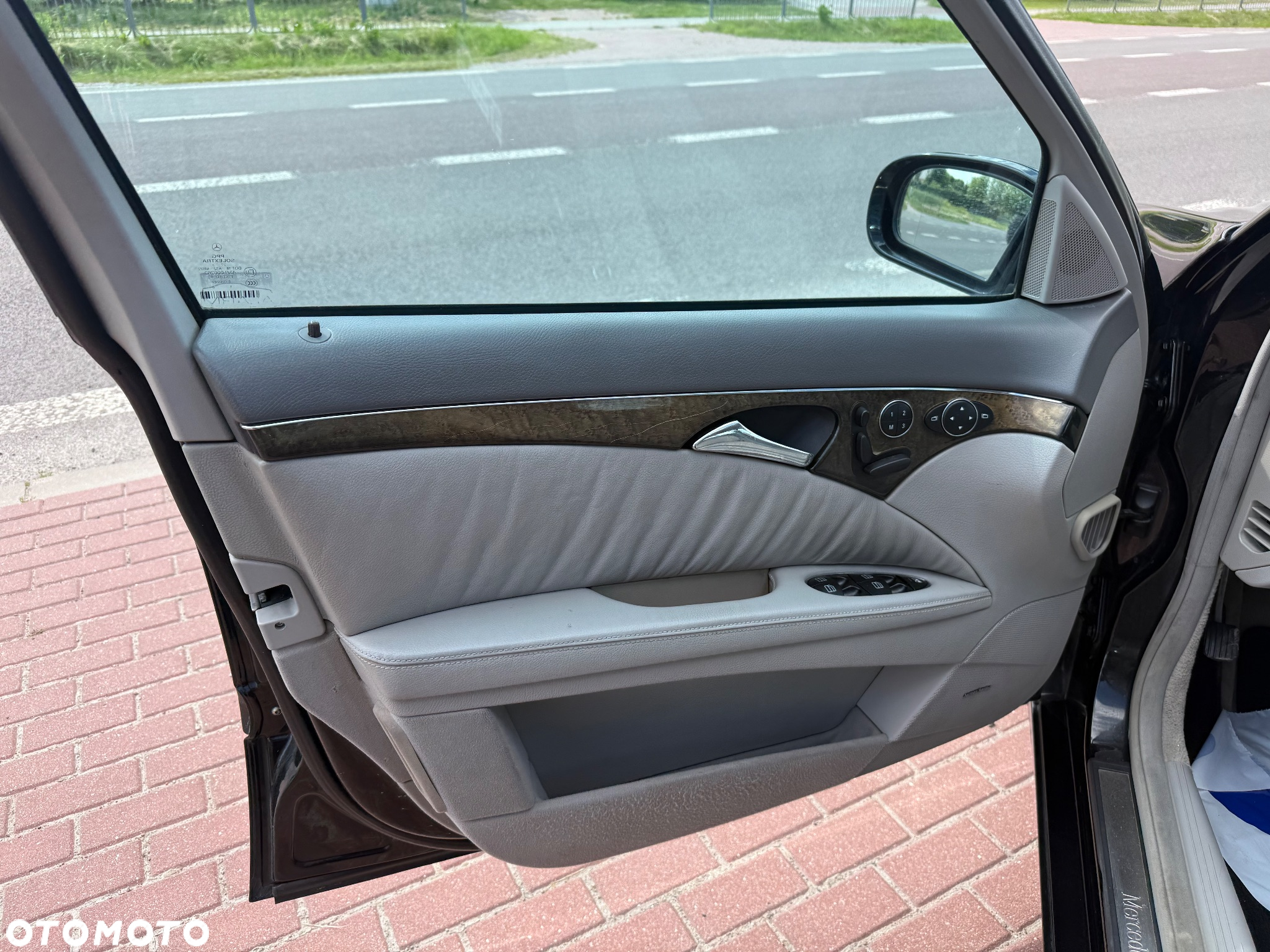 Mercedes-Benz Klasa E 500 T 7G-TRONIC Avantgarde - 18